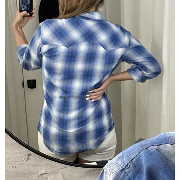 Vintage Wrancher by Wrangler Size medium Blue Pearl Snap Western Shirt - Picture 3 of 9